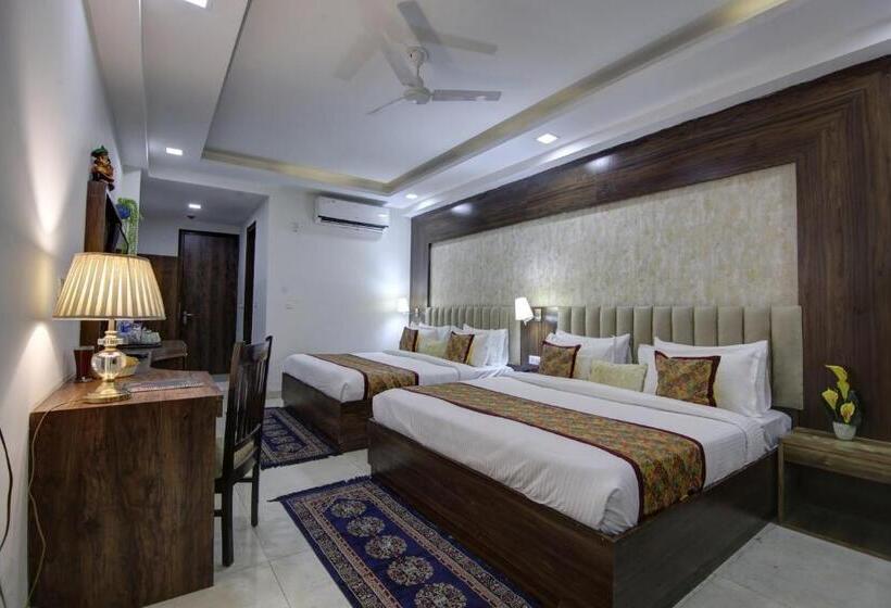 Suite Familiar, Park Tree Igi Airport By Unit Of Prithvi Palace