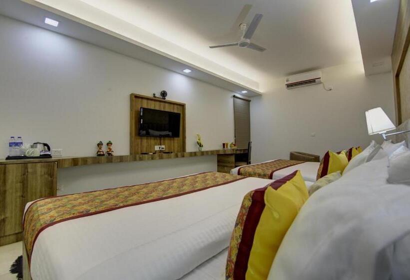 Suite Familiar, Park Tree Igi Airport By Unit Of Prithvi Palace