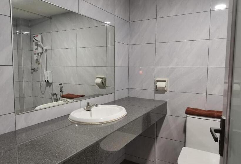 غرفة عائلية, Remington