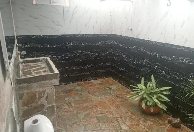 スタンダード４人部屋, Los Cocos Hostal
