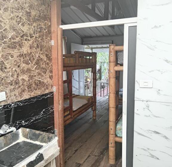 패밀리 룸, Los Cocos Hostal