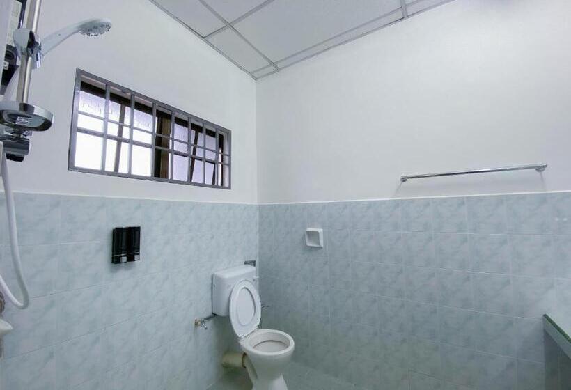 스탠다드 발코니 룸, Venice Guest Hostel Bilik Sahaja