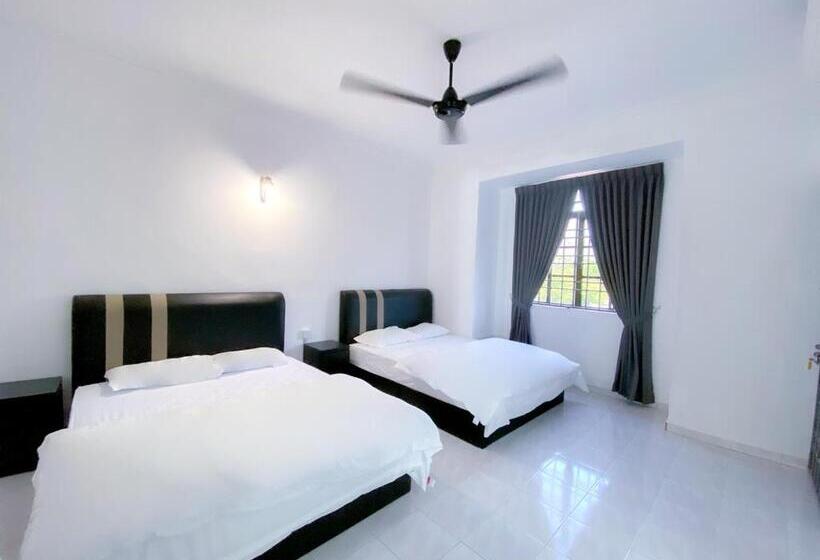 스탠다드 발코니 룸, Venice Guest Hostel Bilik Sahaja