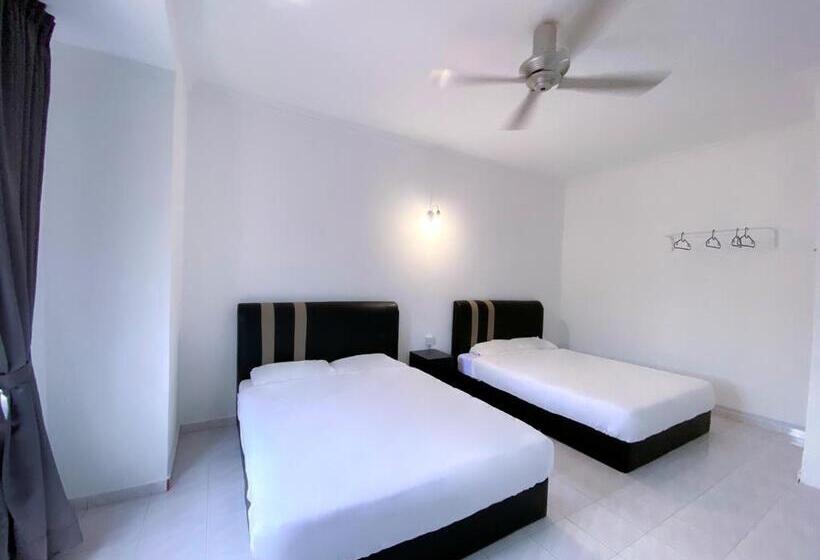 발코니 디럭스 룸, Venice Guest Hostel Bilik Sahaja