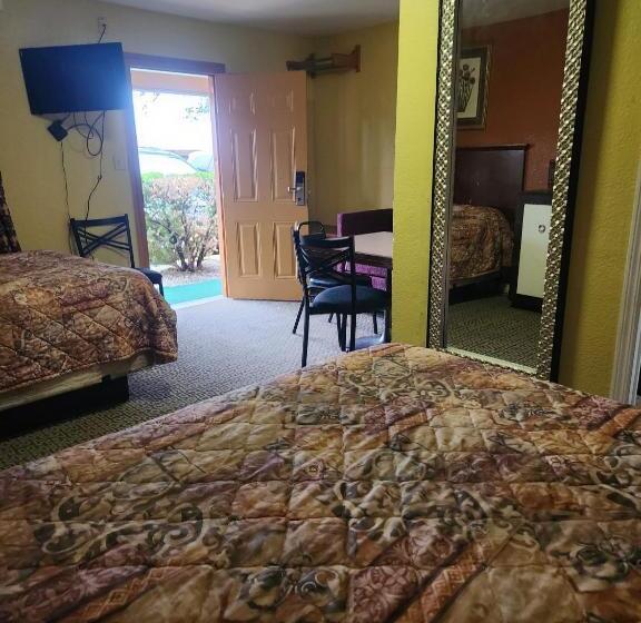 标准间, Walnutforestmotel