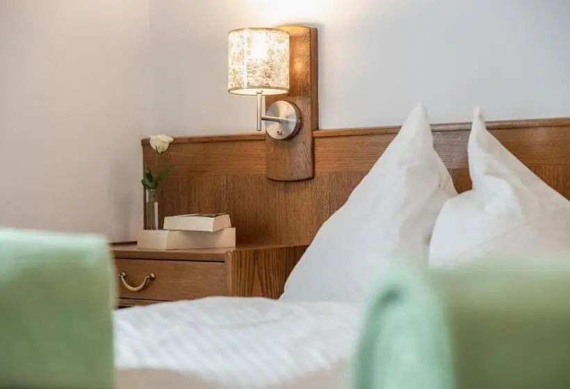 スタンダードルーム, Gasthof Pension Sandwirt