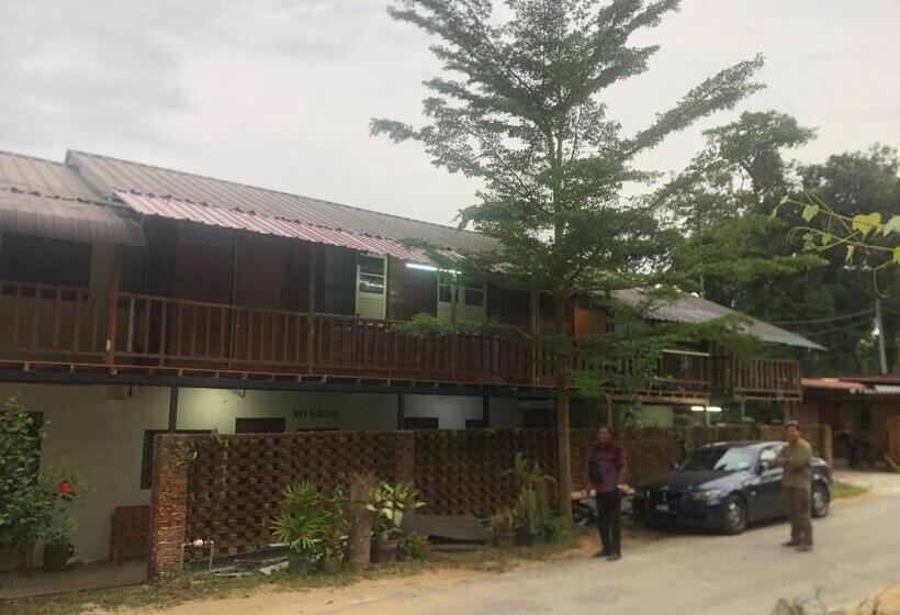 חדר סטנדרט עם מרפסת, Mydusun Chalet, Taiping, Perak, Malaysia