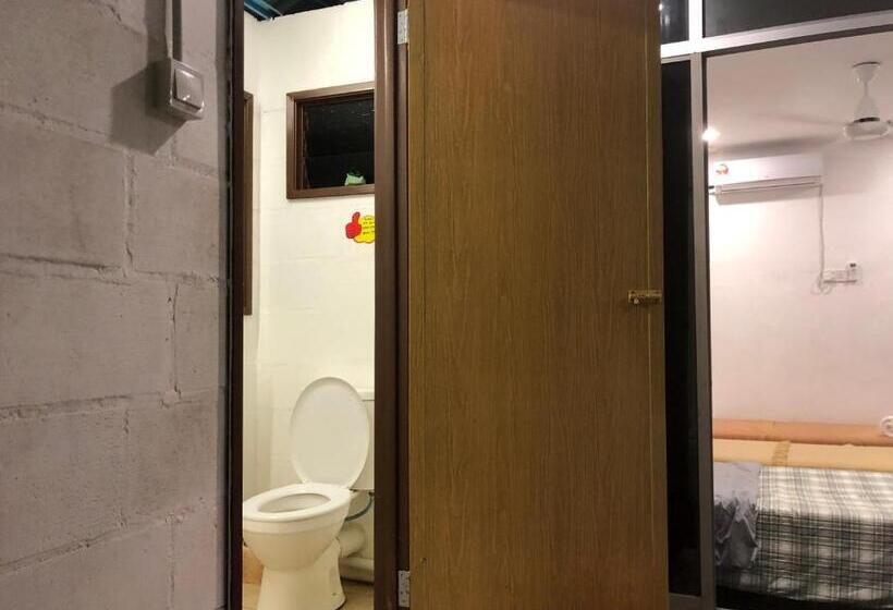 חדר משפחתי, Mydusun Chalet, Taiping, Perak, Malaysia