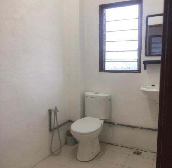 חדר דלוקס לשלושה, Mydusun Chalet, Taiping, Perak, Malaysia