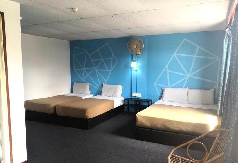 غرفة قياسية رباعية, Seri Kota Satu