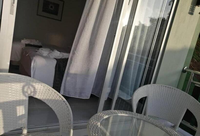 家庭间, Perhentian Chomel Chalet