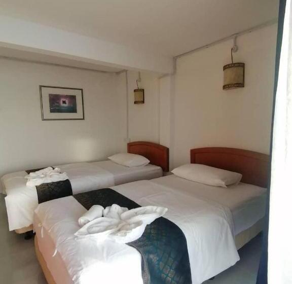 家庭间, Perhentian Chomel Chalet