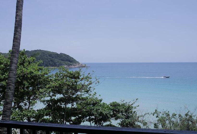 חדר דלוקס עם מרפסת נוף לים, D Rock Garden Resort