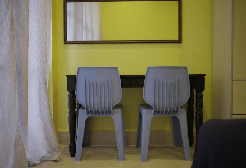 חדר סופריור עם מרפסת, D Rock Garden Resort