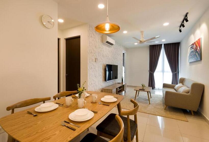 Apartament 2 Sypialnie, H20 Residence Ara Damansara By Airhost