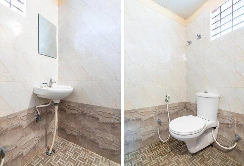 חדר קלאסי לשלושה, Fabhotel Leo Grand