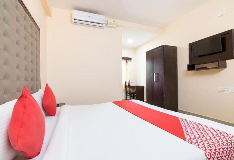 חדר קלאסי לשלושה, Fabhotel Leo Grand