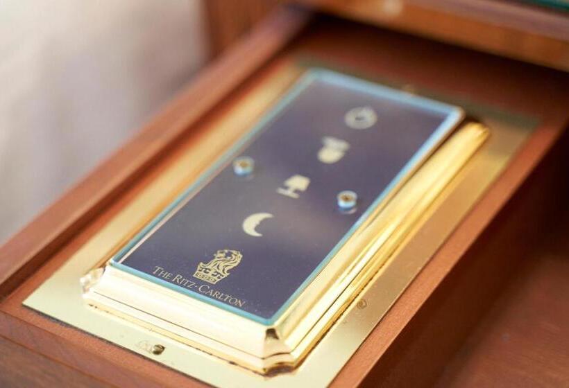 Номер Deluxe Кровать Кинг, Les Contes De Bruyeres