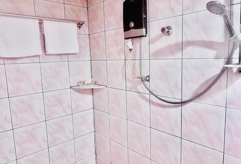 スタンダードルーム, N Hibiscus