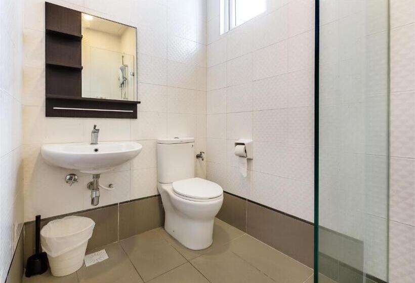 带3个卧室的公寓, Seasons Luxury Apartment By Jk Home