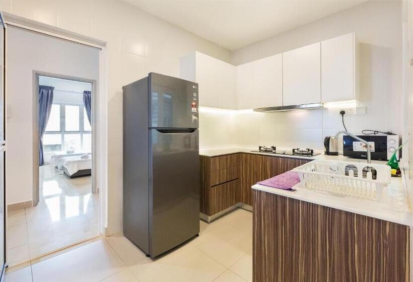 带3个卧室的公寓, Seasons Luxury Apartment By Jk Home