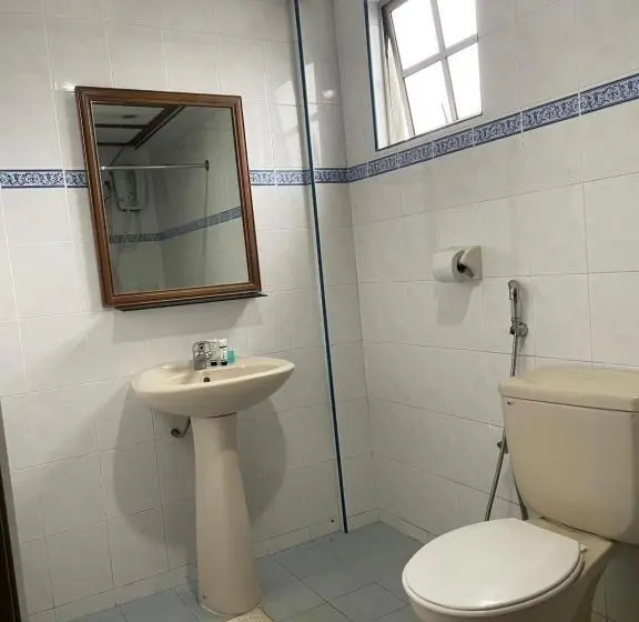 سوئیت پرزیدنت, Star Regency Hotel & Apartments