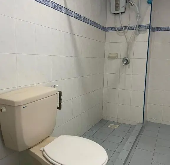 سوئیت پرزیدنت, Star Regency Hotel & Apartments