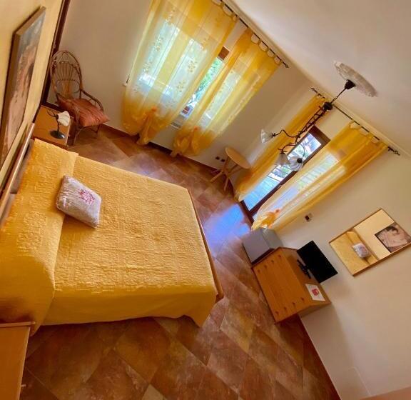 اتاق استاندارد با تراس, B&b La Torre