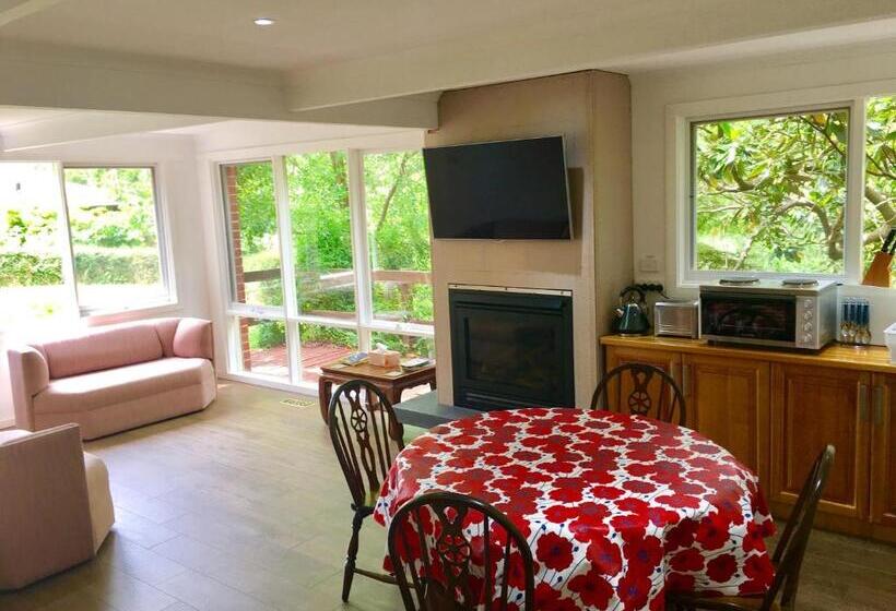 חדר סופריור לארבעה, Wildwood Lodge