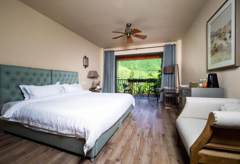 带山景的高级间, Arcadia Resorts