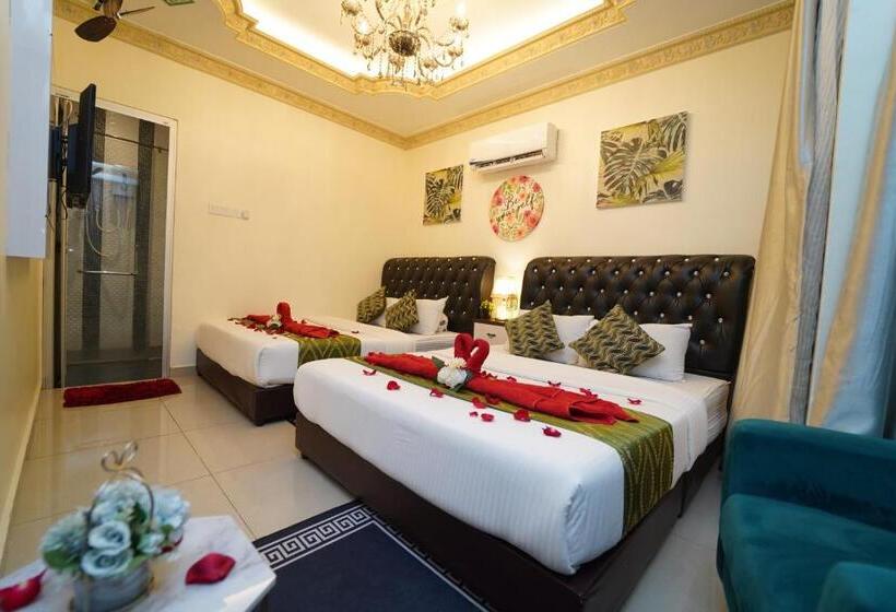 Quarto Familiar Deluxe, Ghazrin S Classic