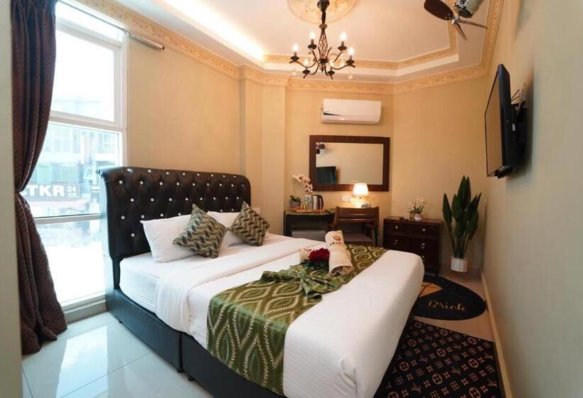 Quarto Superior, Ghazrin S Classic