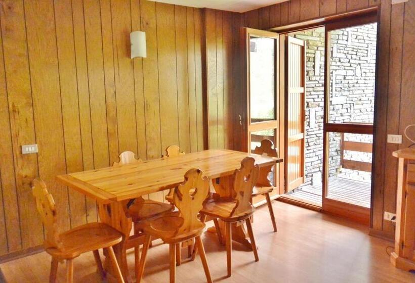 استودیوی استاندارد, Maison De Vacances Rododendro