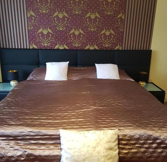 חדר סטנדרט לארבעה, Vincze Villa Vendégház