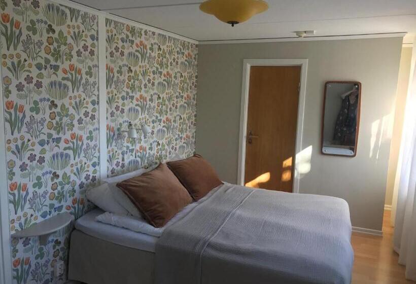 Номер Стандарт с Балконом, Gamla Gästgivaregården