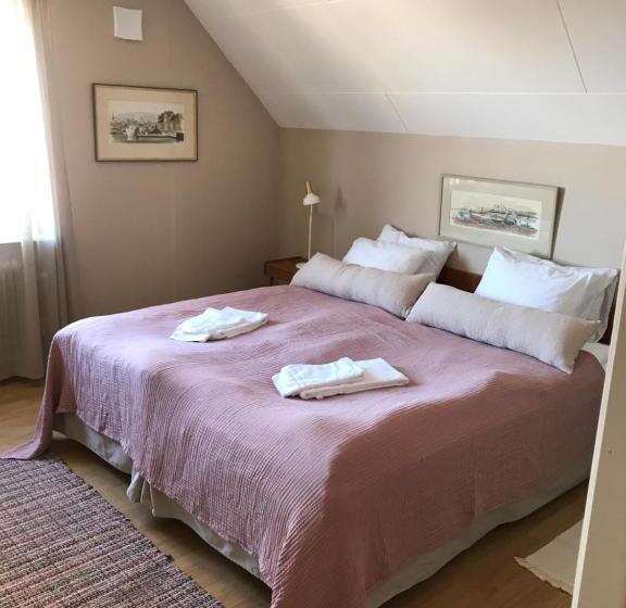 Номер Стандарт Вид на Сад, Gamla Gästgivaregården