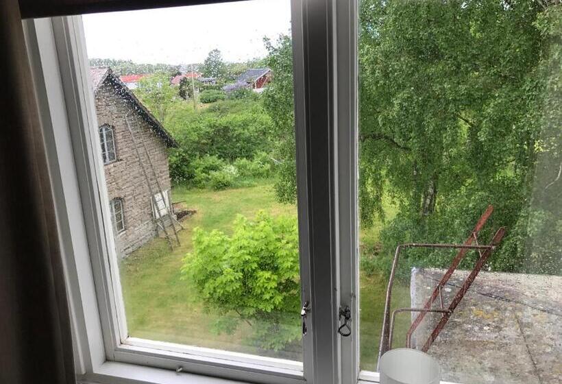 Номер Стандарт Вид на Сад, Gamla Gästgivaregården