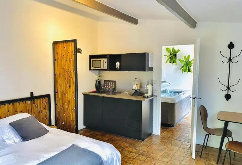 ガーデンビューのスタンダードバンガロー, Maison D Hôtes Lagatine