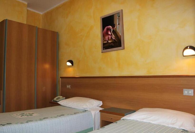 스탠다드 룸, Albergo Napoleone