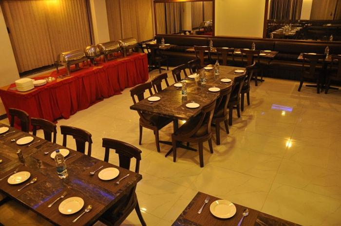 غرفة ديلوكس, Khalsa Palace