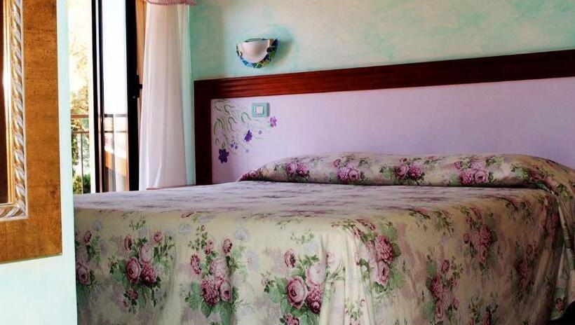 חדר סטנדרט, La Carrozza D Oro