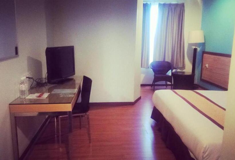 Номер Deluxe Кровать Кинг, Td Lodge Kota Belud