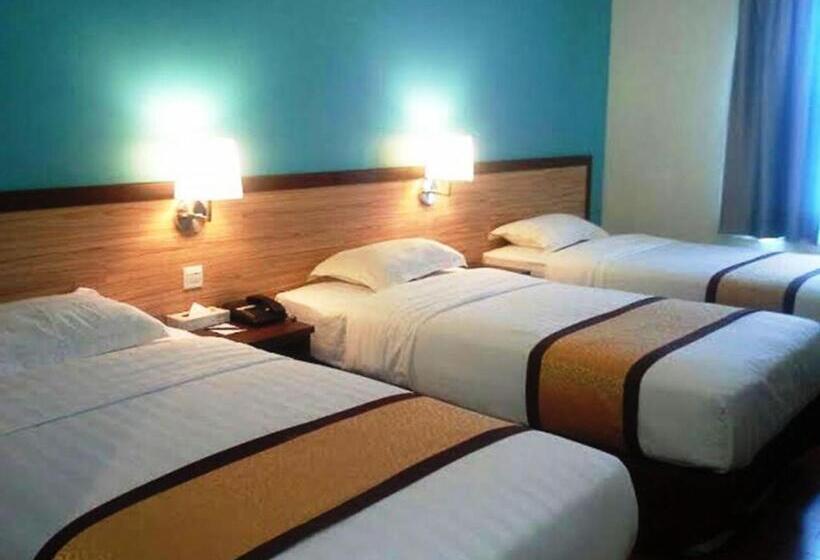 Трехместный Номер Deluxe, Td Lodge Kota Belud