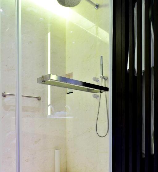 חדר פרמיום, Wuhan Ziyuan