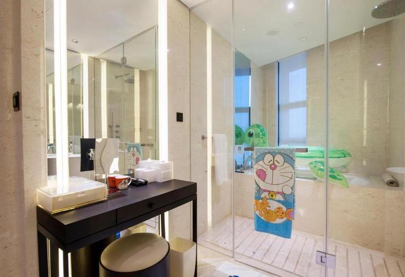 סוויטה משפחתית, Wuhan Ziyuan