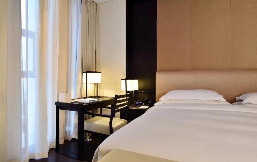 Deluxe Suite, Wuhan Ziyuan