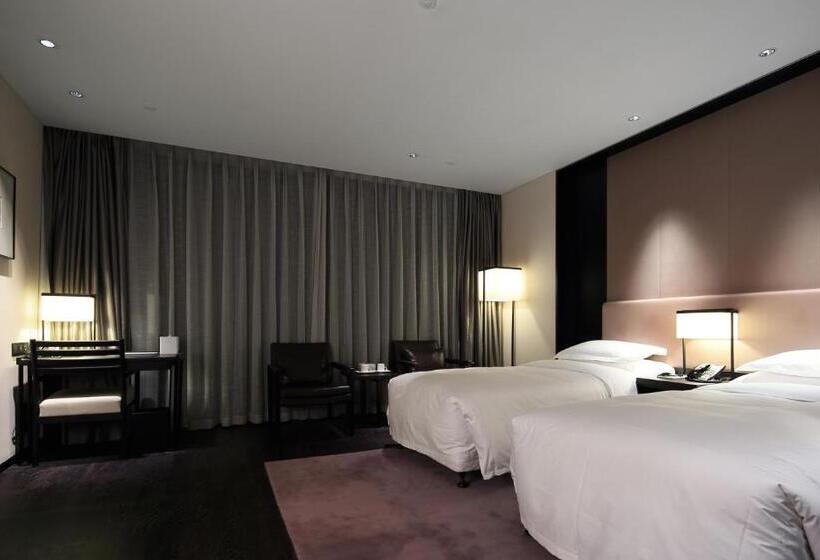 חדר פרמיום, Wuhan Ziyuan