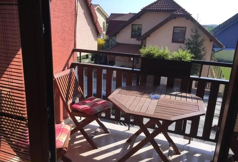 スタンダード４人部屋, Evička Penzion