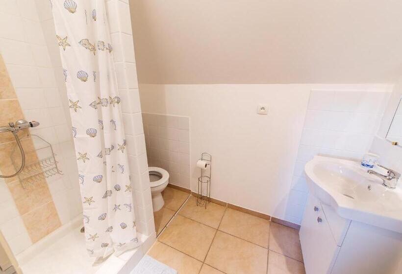 Апартаменты 1 Спальня, Gostifrance