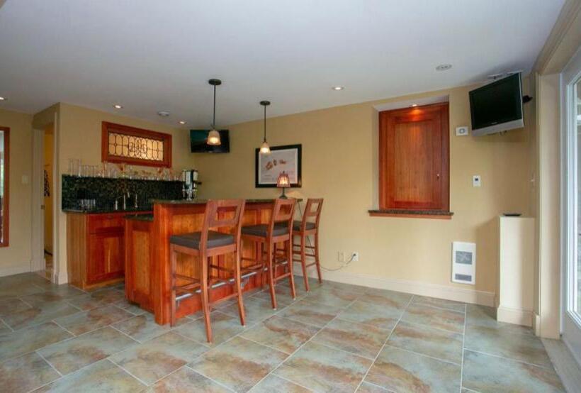 디럭스 스위트, Luxury Bachelor By Halifax Waterfront  Hot Tub